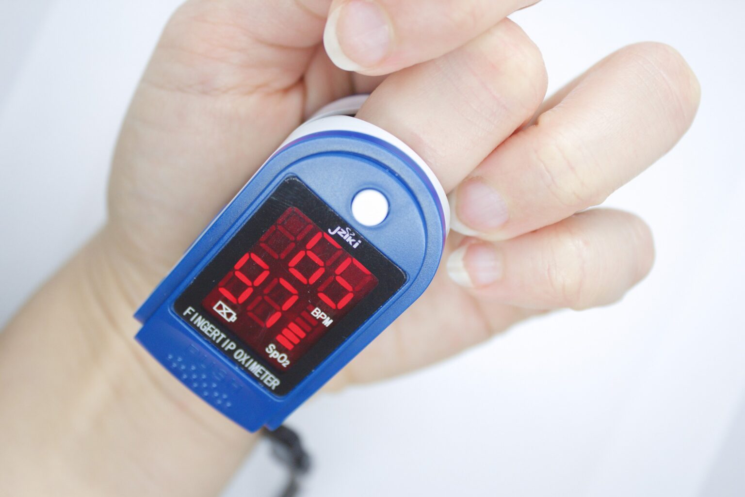 the-surge-of-pulse-oximeters