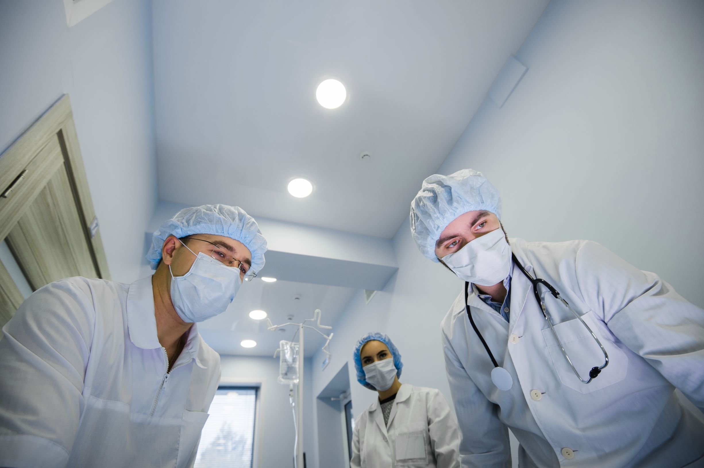 doctors treating patient with delta variant