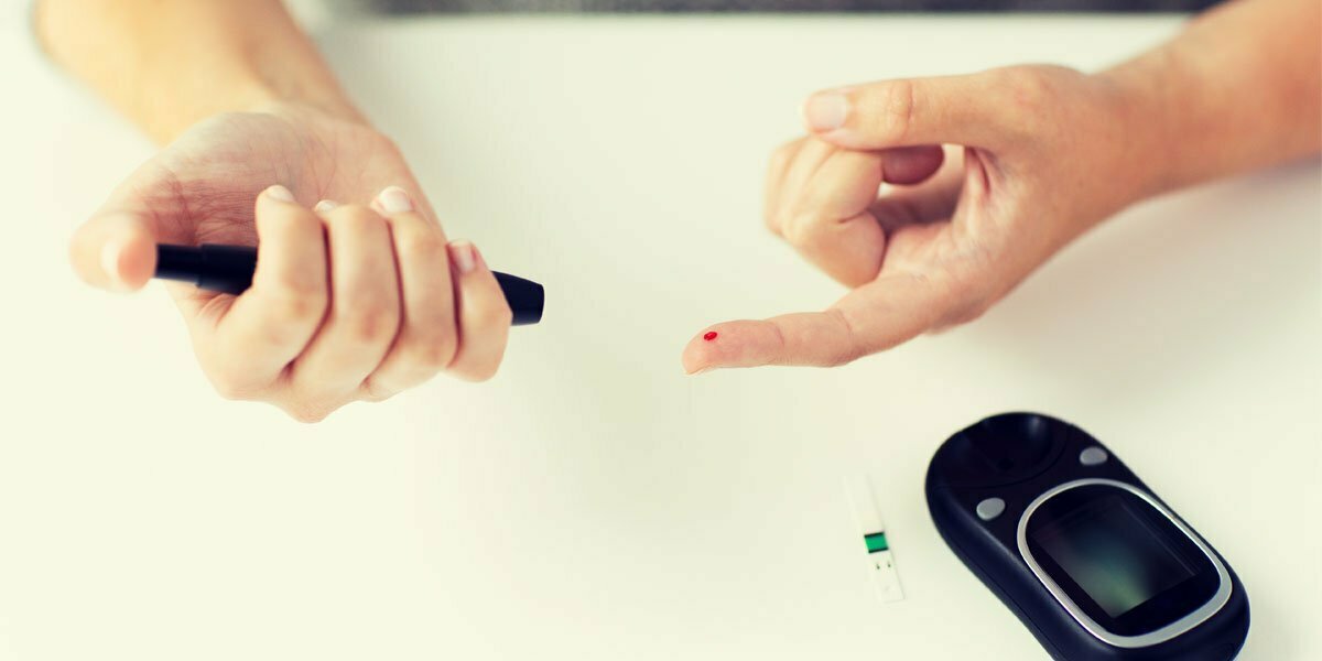 testing for diabetic retinopathy using glucometer