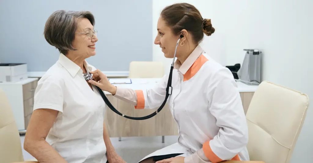 consultation with an elderly patient for copd treatment
